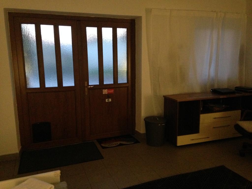 Apartman Kajov Apartment ภายนอก รูปภาพ